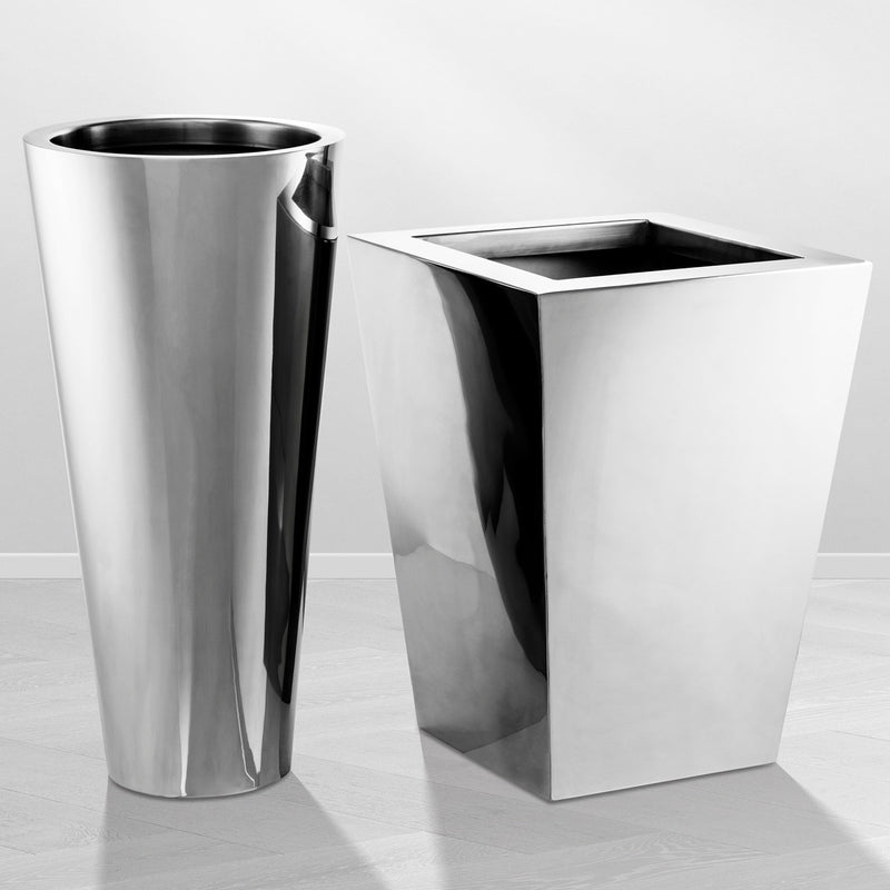 Planter Oberoi