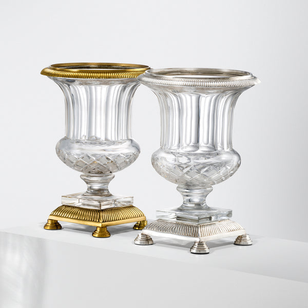 Urn Ephesius silver lacquer finish S