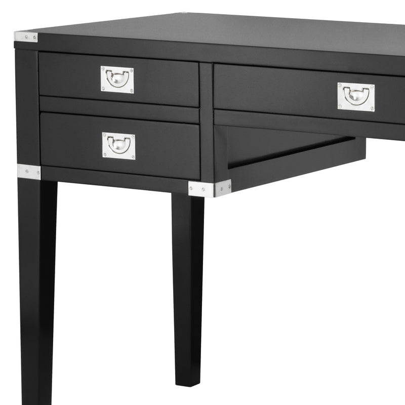 Desk St. Andrew
